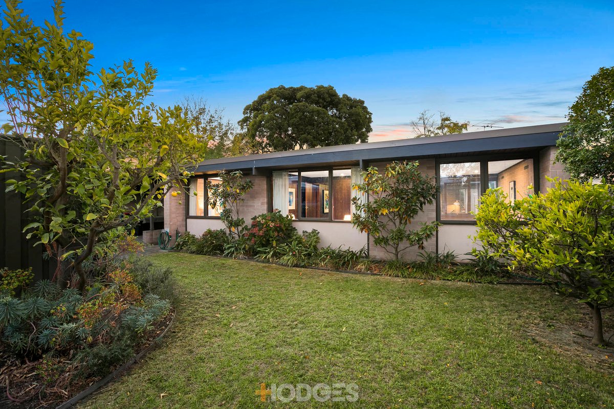 18 Sunset Avenue Beaumaris - Residential for sale