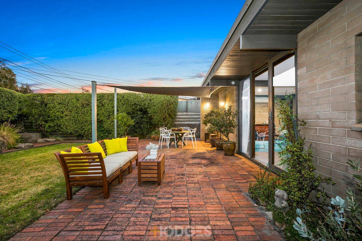 18 Sunset Avenue Beaumaris - Residential for sale