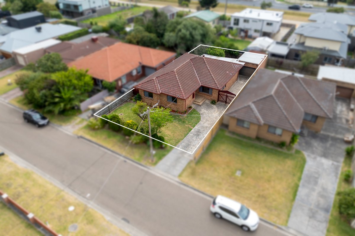 18 Watson Avenue DROMANA - Residential for sale