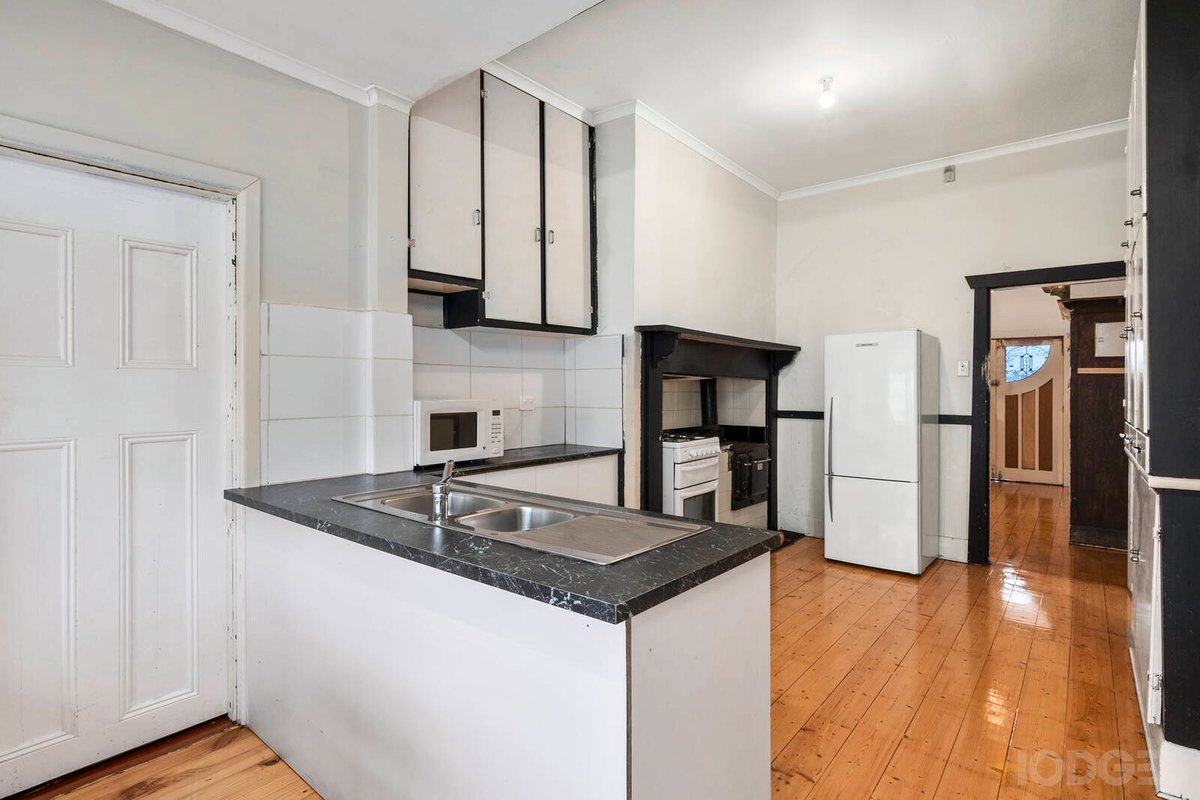18 Wimmera Avenue Manifold Heights - Residential for sale