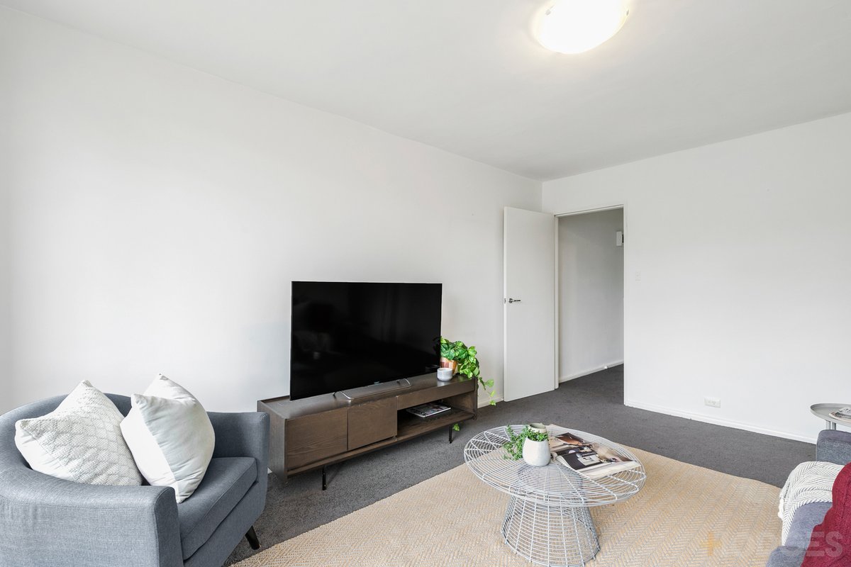 1 / 81 Bellairs Avenue Yarraville - Residential for sale
