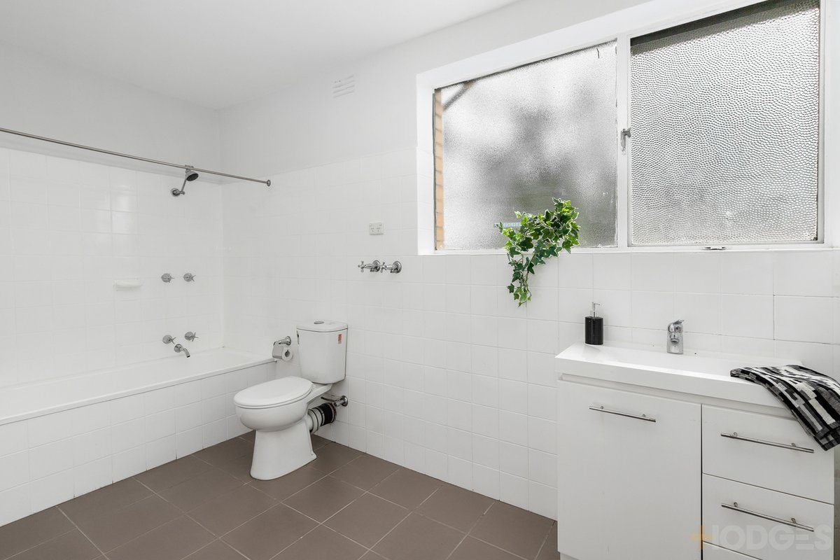 1 / 81 Bellairs Avenue Yarraville - Residential for sale
