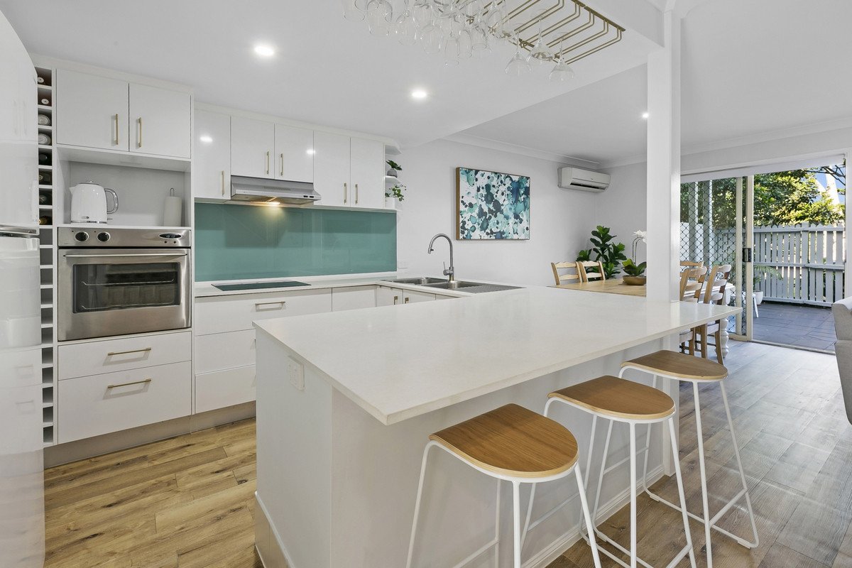 18/1 Township Drive, BURLEIGH HEADS QLD 4220