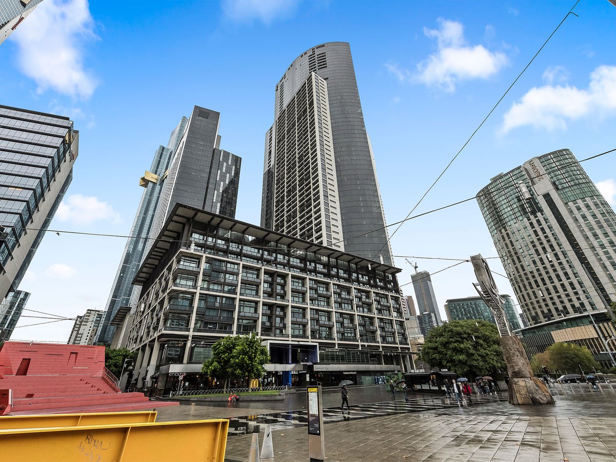 1810 / 1 Freshwater Place SOUTHBANK - Residential for sale