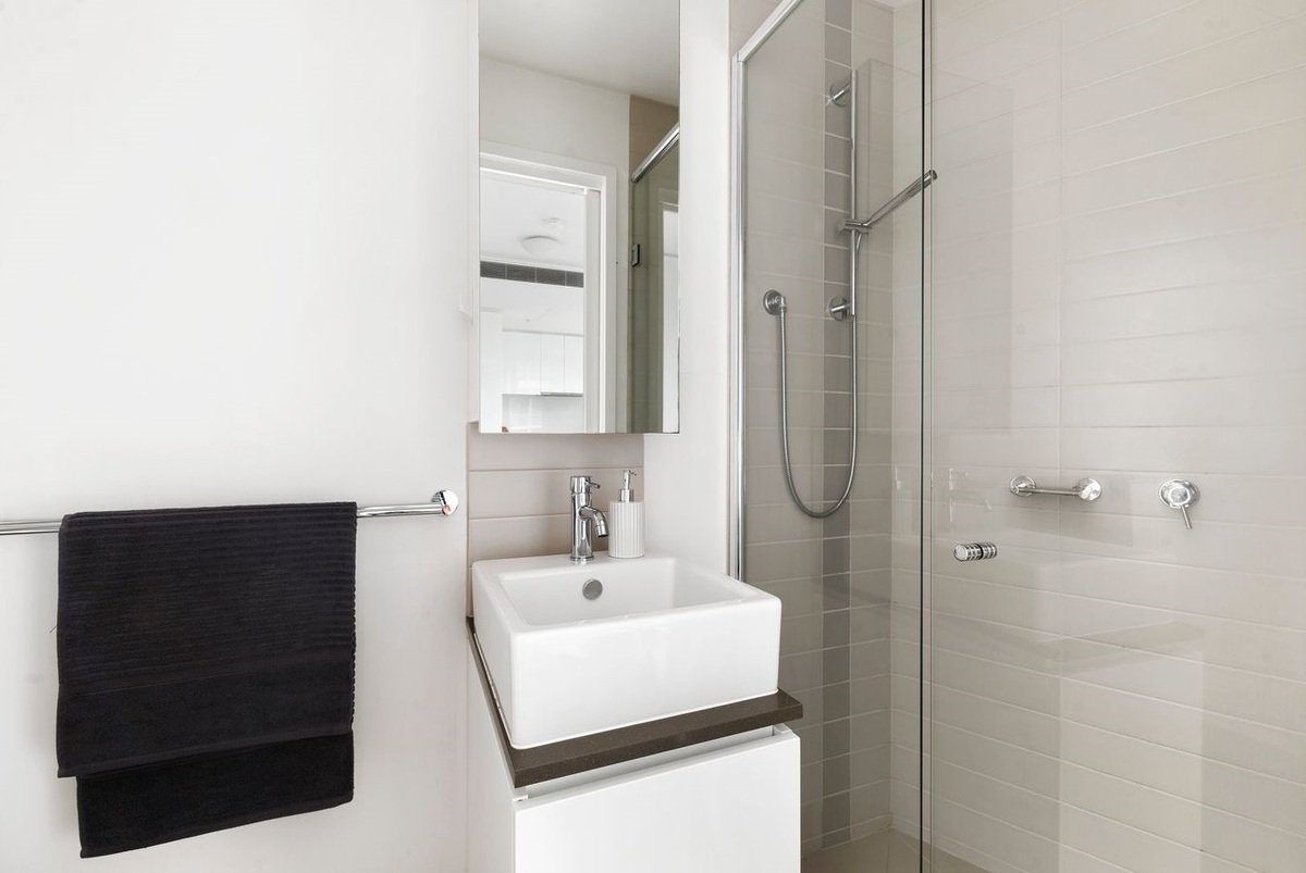 1817 / 9 Marmion Place Docklands - Residential for lease