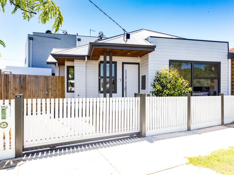 182 Pilgrim Street SEDDON - Residential for sale