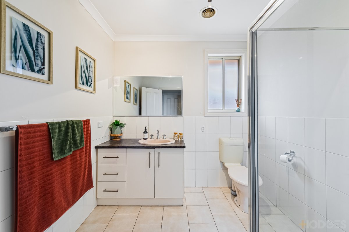 1 / 82 Songlark Crescent Werribee - Residential for sale