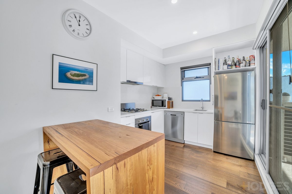 18 / 3-5 Alvena Street Mentone - Residential for sale