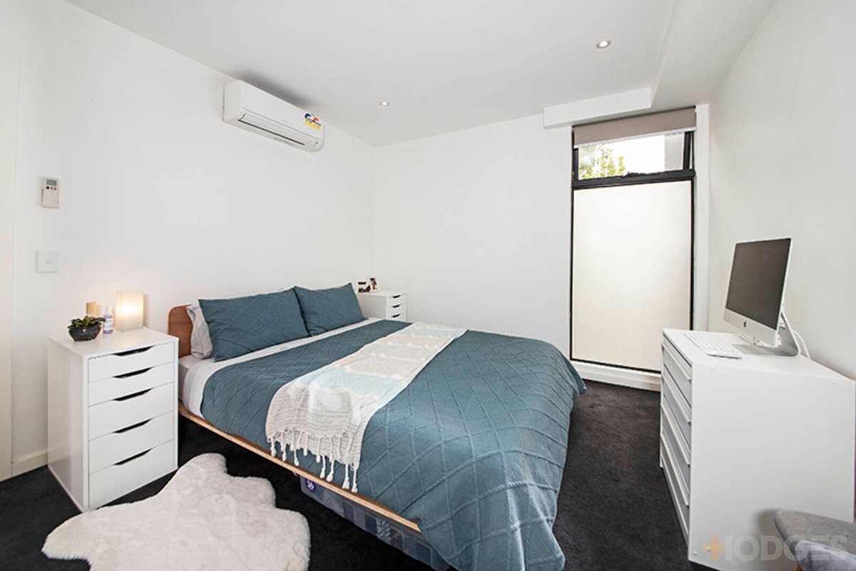 18 / 31-35 Como Parade East Mentone - Residential for sale