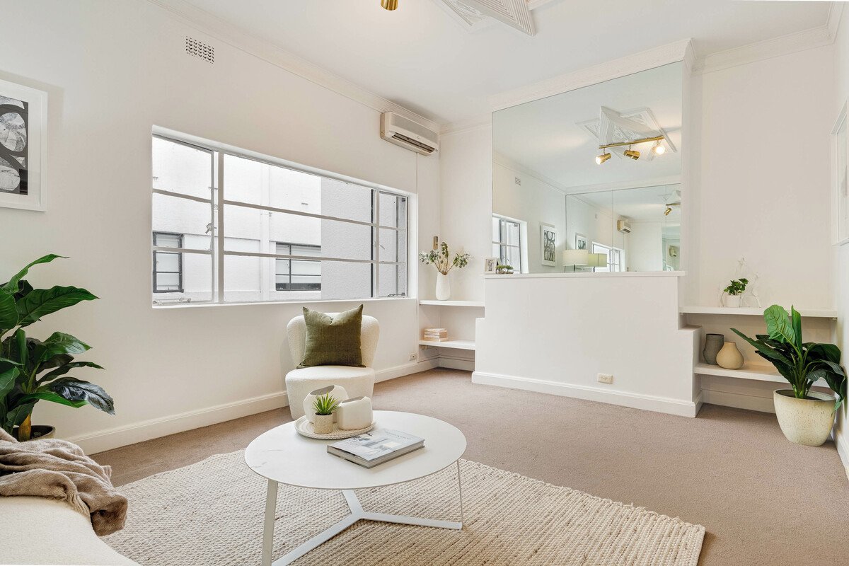 18 / 32 Queens Road Melbourne - Residential for sale
