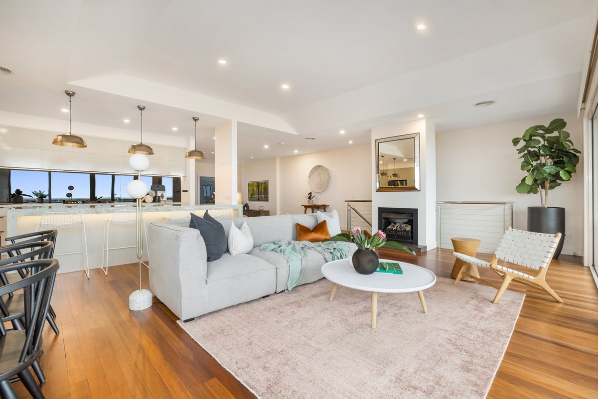 184 Beach Road MORDIALLOC - Residential for sale