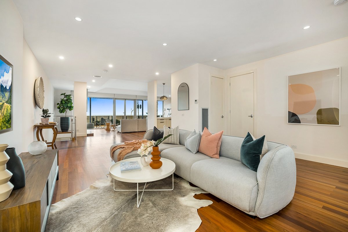 184 Beach Road MORDIALLOC - Residential for sale