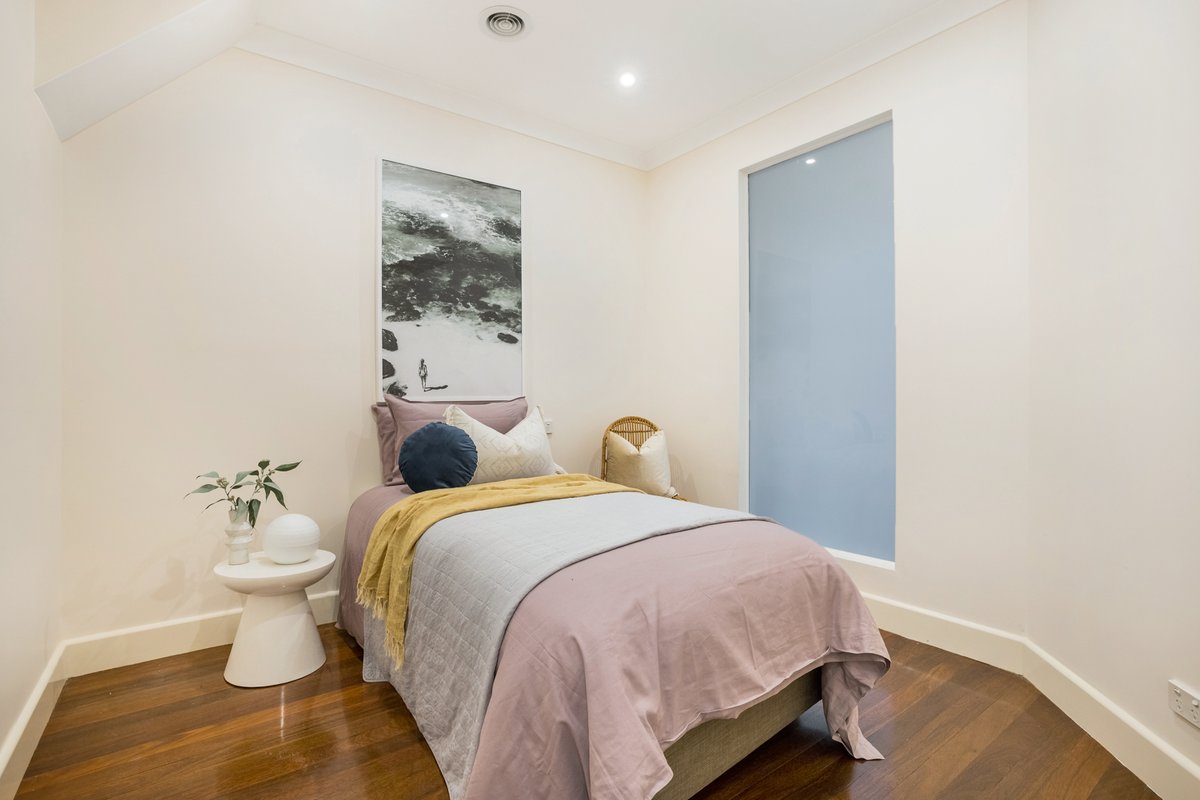 184 Beach Road MORDIALLOC - Residential for sale