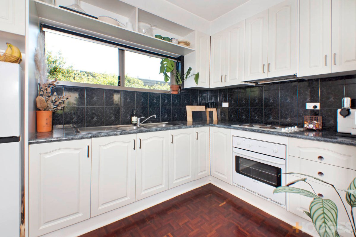 18 / 70 Beach Road Mentone - Residential for sale