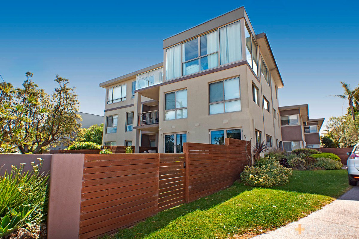 18 / 70 Beach Road Mentone - Residential for sale