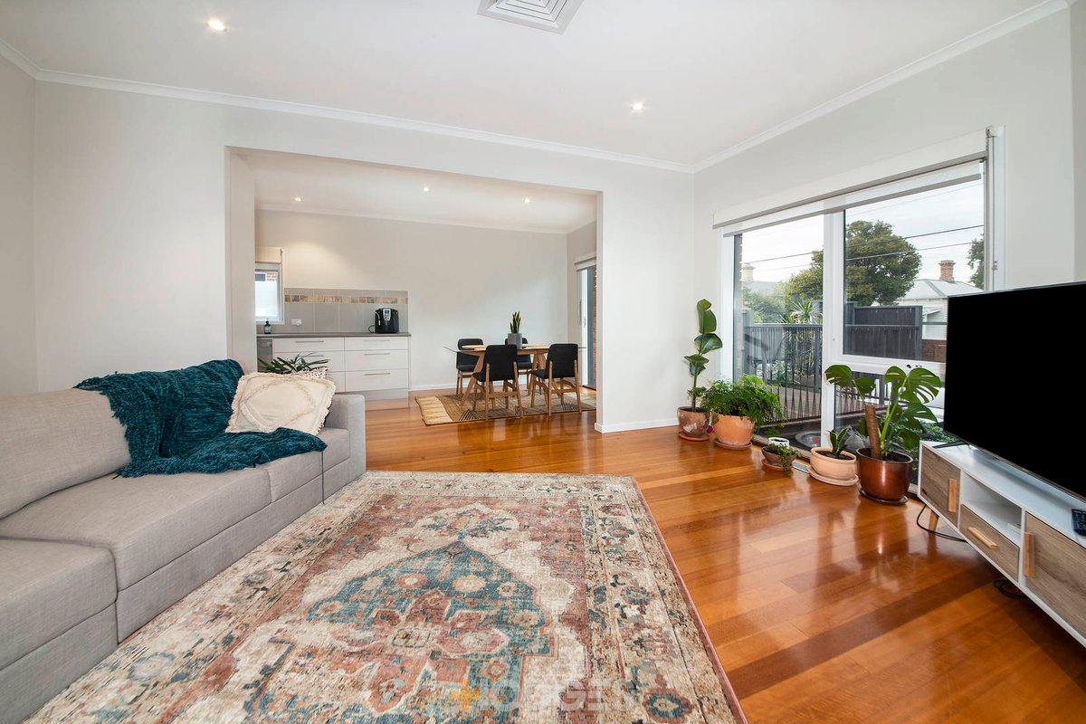 1 / 9 Coape Street Cheltenham - Residential for sale