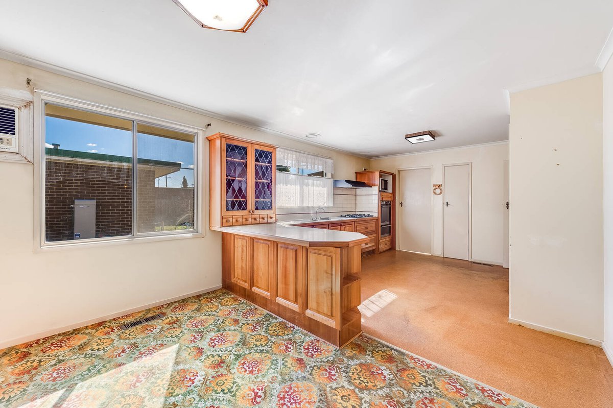 19 Dummett Avenue Hoppers Crossing - Residential for sale
