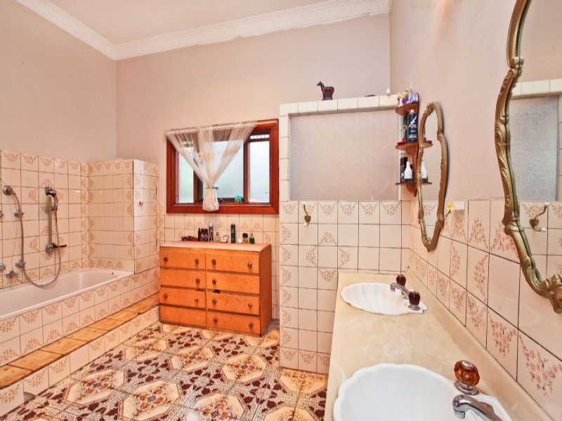 19 Fairlie Street YARRAVILLE - Residential for sale