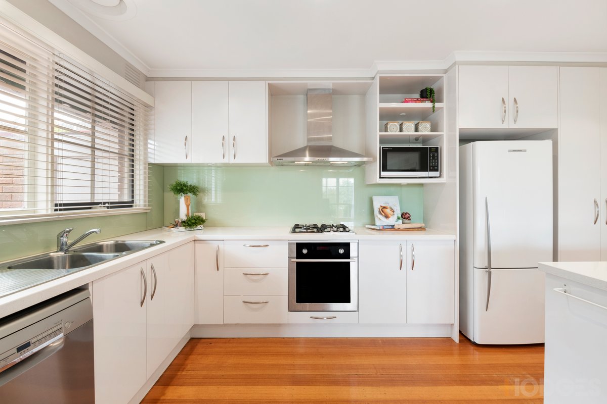 1 / 9 Highett Road Hampton - Residential for sale