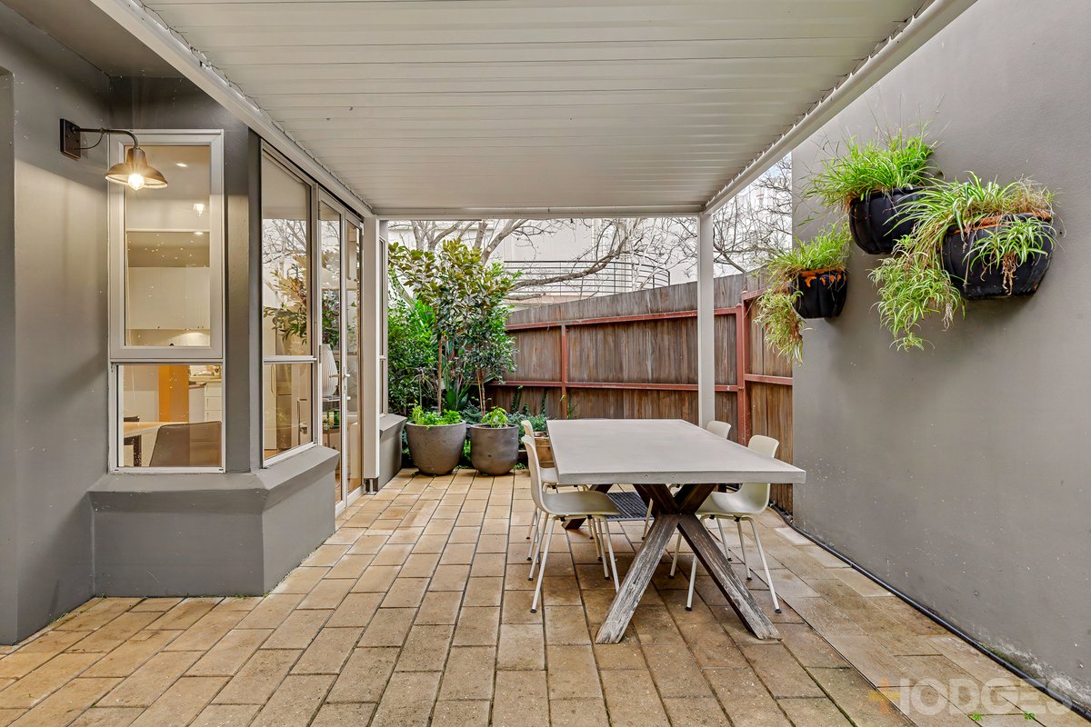 1 / 9 Karrakatta Street Black Rock - Residential for sale