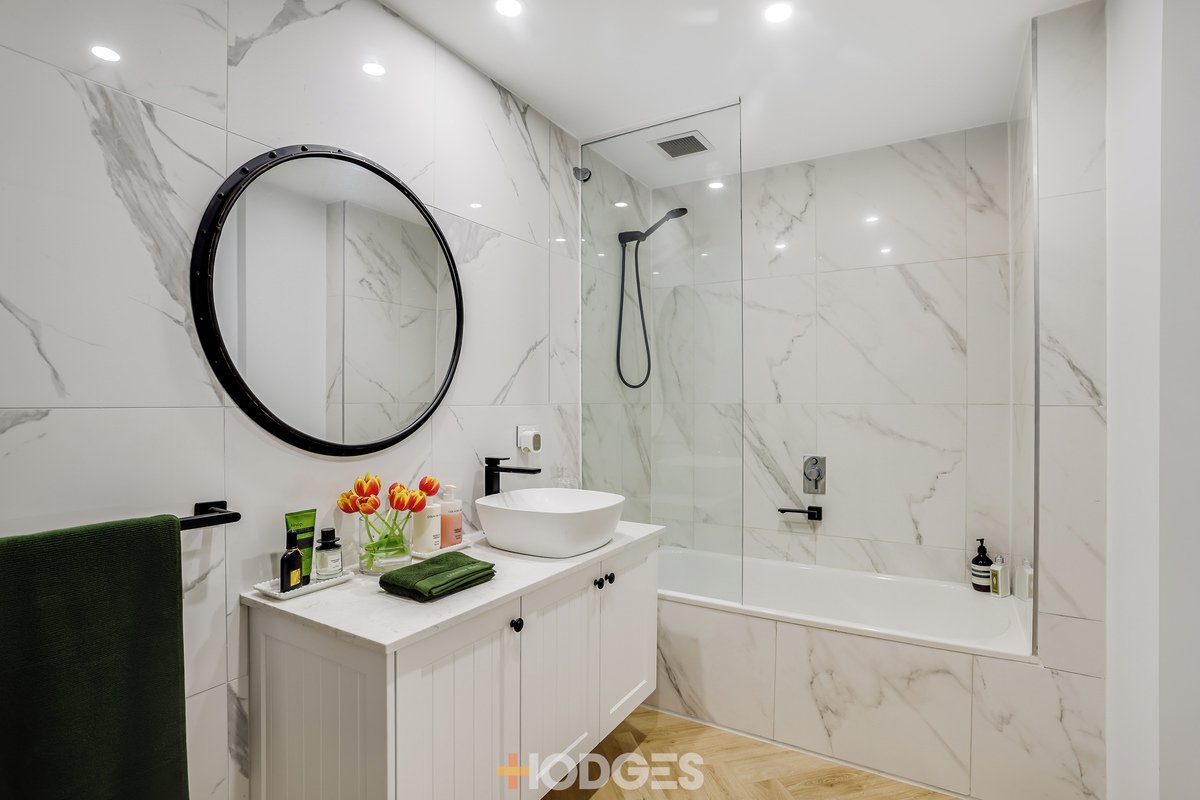 1 / 9 Liardet Street PORT MELBOURNE - Residential for sale