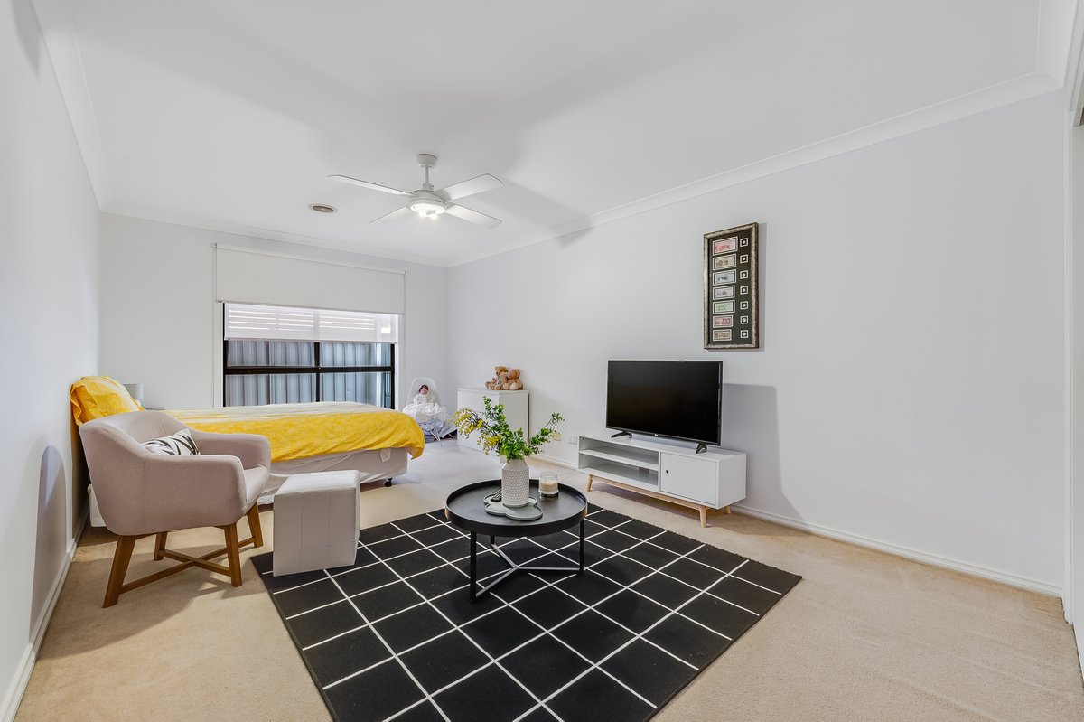 19 Melpomene Boulevard Tarneit - Residential for sale