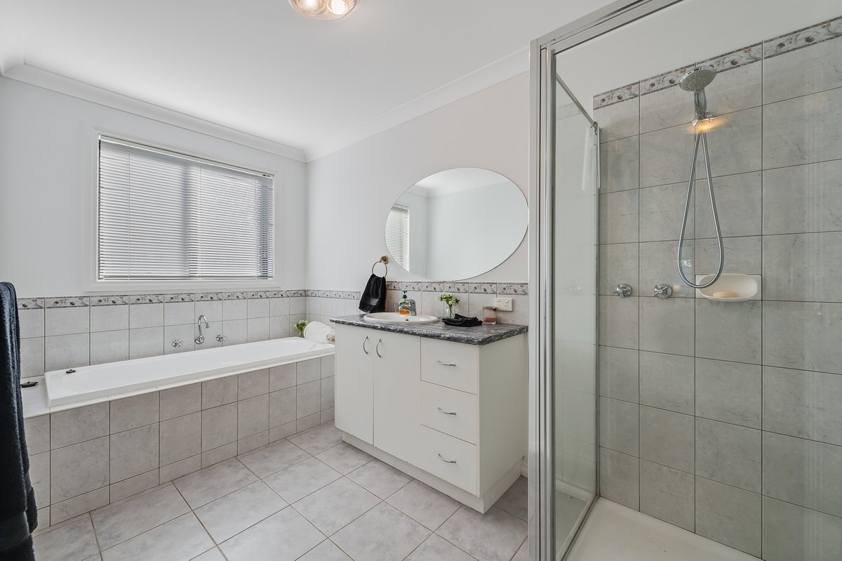 19 Melpomene Boulevard Tarneit - Residential for sale