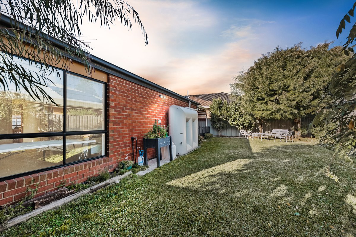 19 Melpomene Boulevard Tarneit - Residential for sale