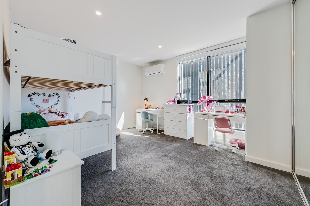 19 Piccolo Circuit Williamstown North - Residential for sale