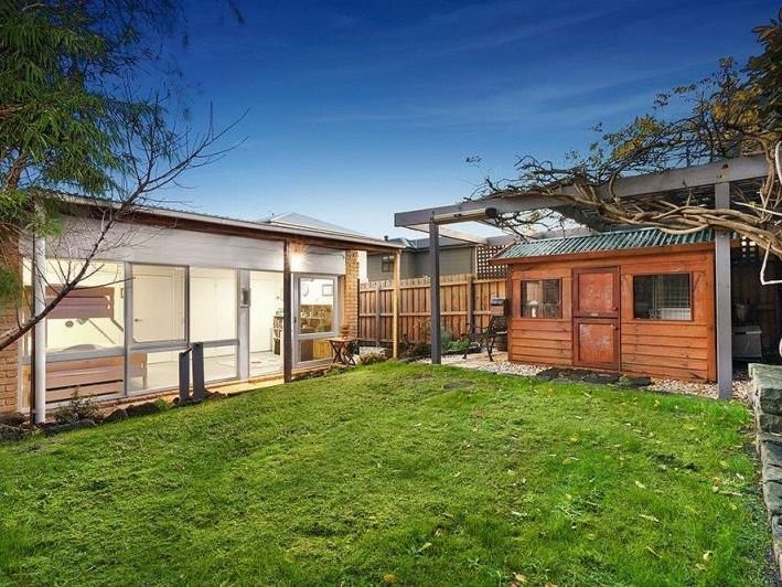 19 Seaview Cres Black Rock - Residential for lease