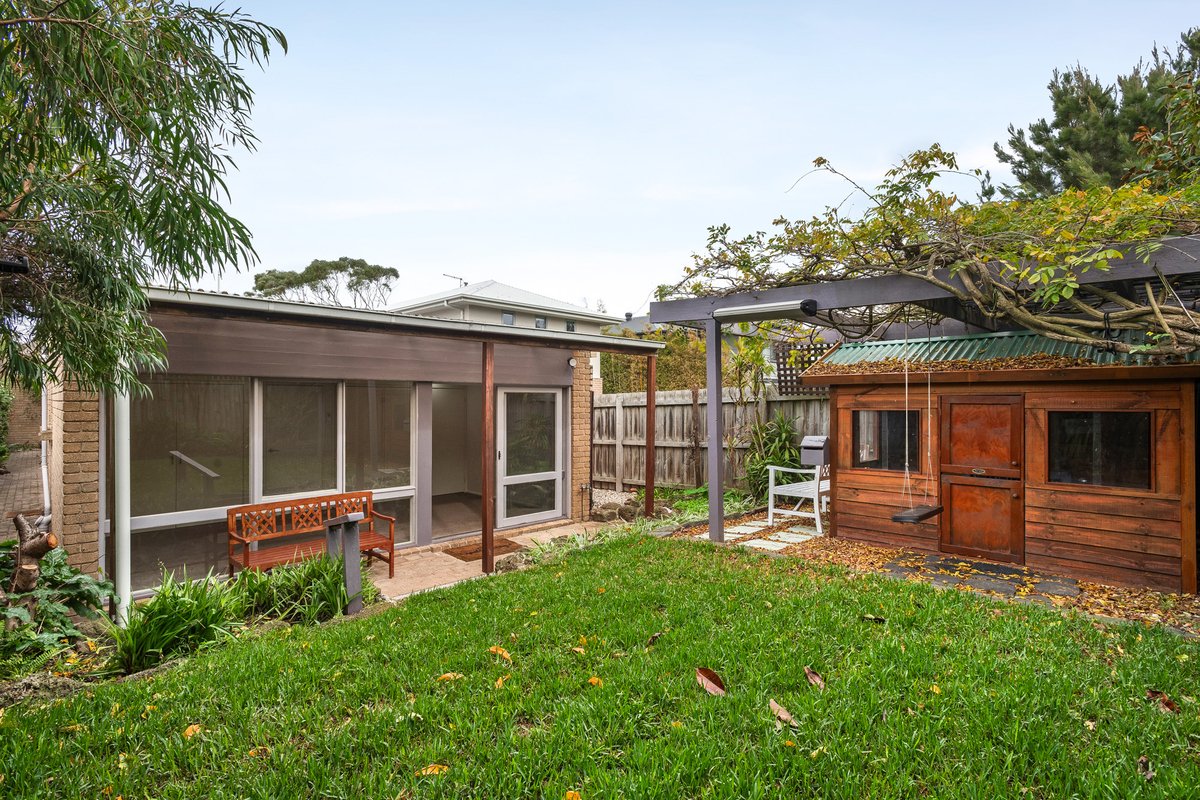 19 Seaview Cres Black Rock - Residential for lease