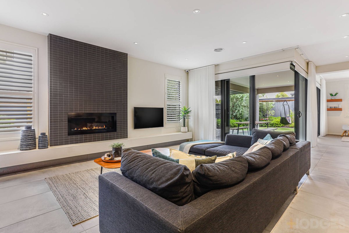 19 Terama Chase Werribee - Residential for sale