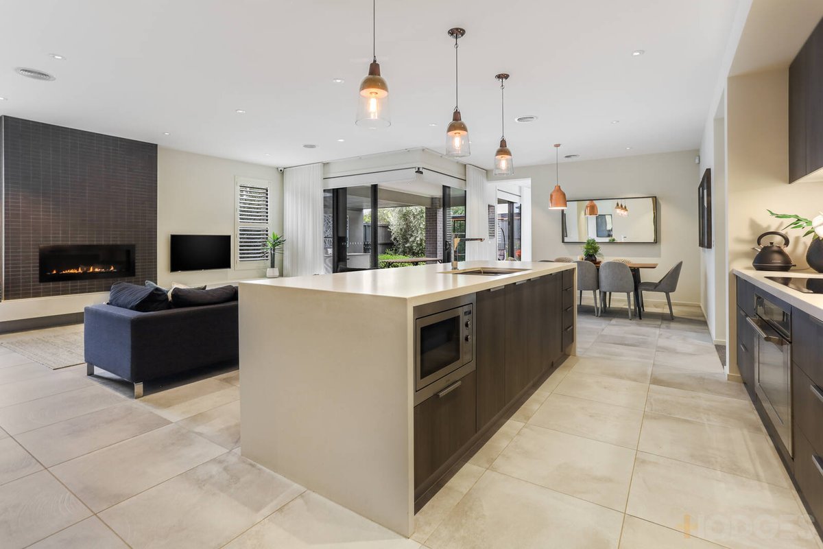 19 Terama Chase Werribee - Residential for sale