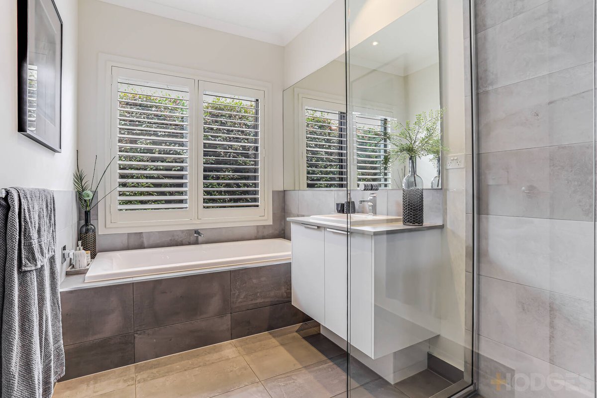 19 Terama Chase Werribee - Residential for sale