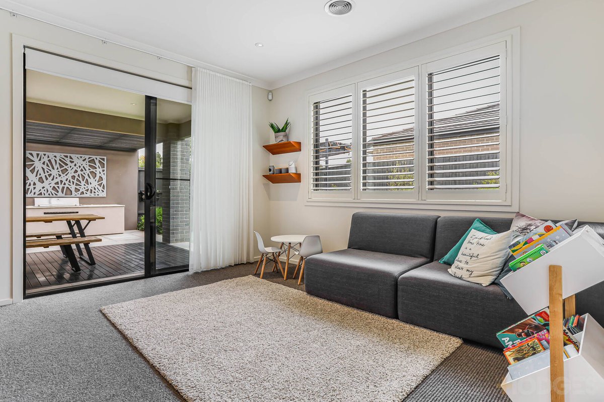 19 Terama Chase Werribee - Residential for sale