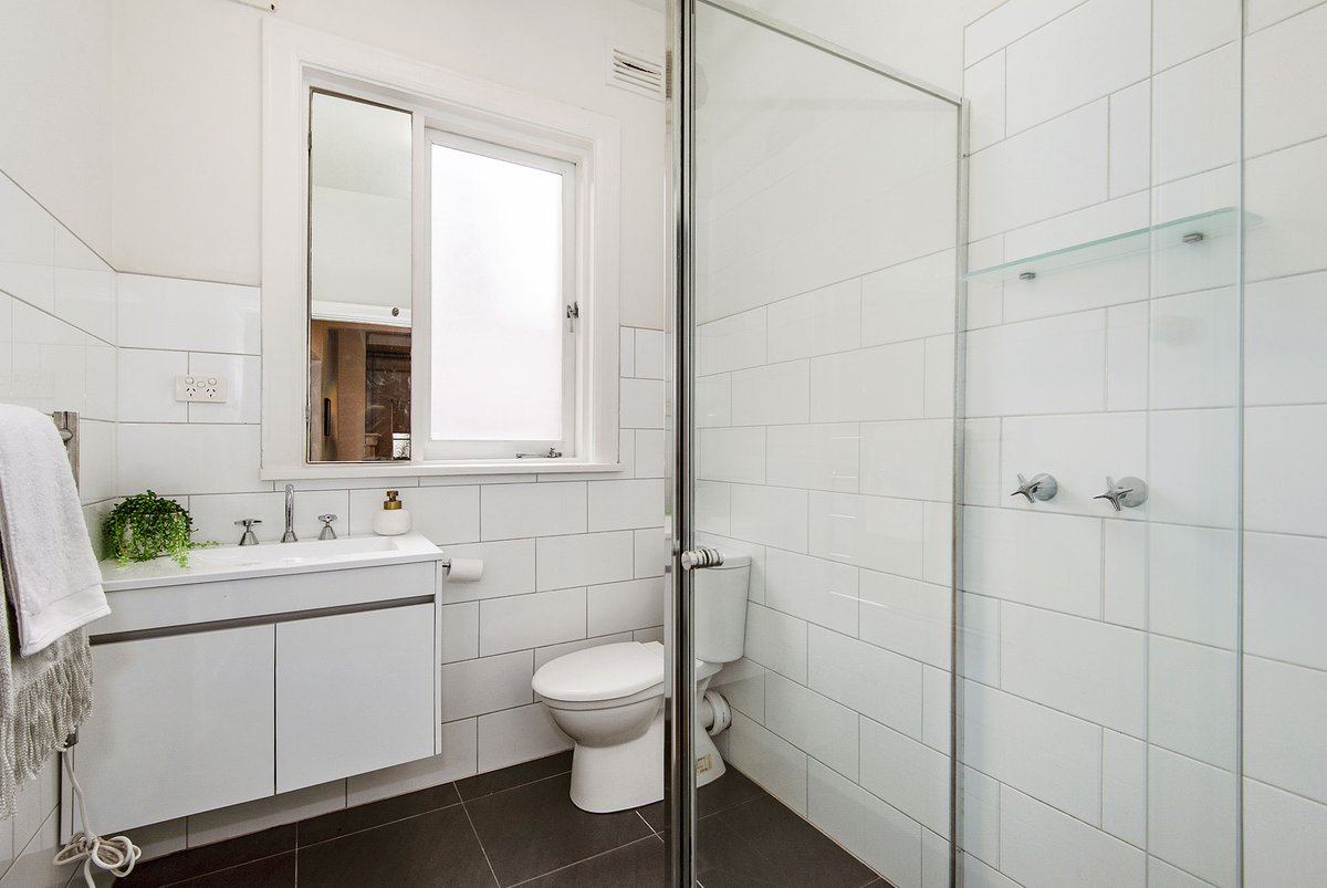 19 / 32 Queens Road MELBOURNE - Residential for sale