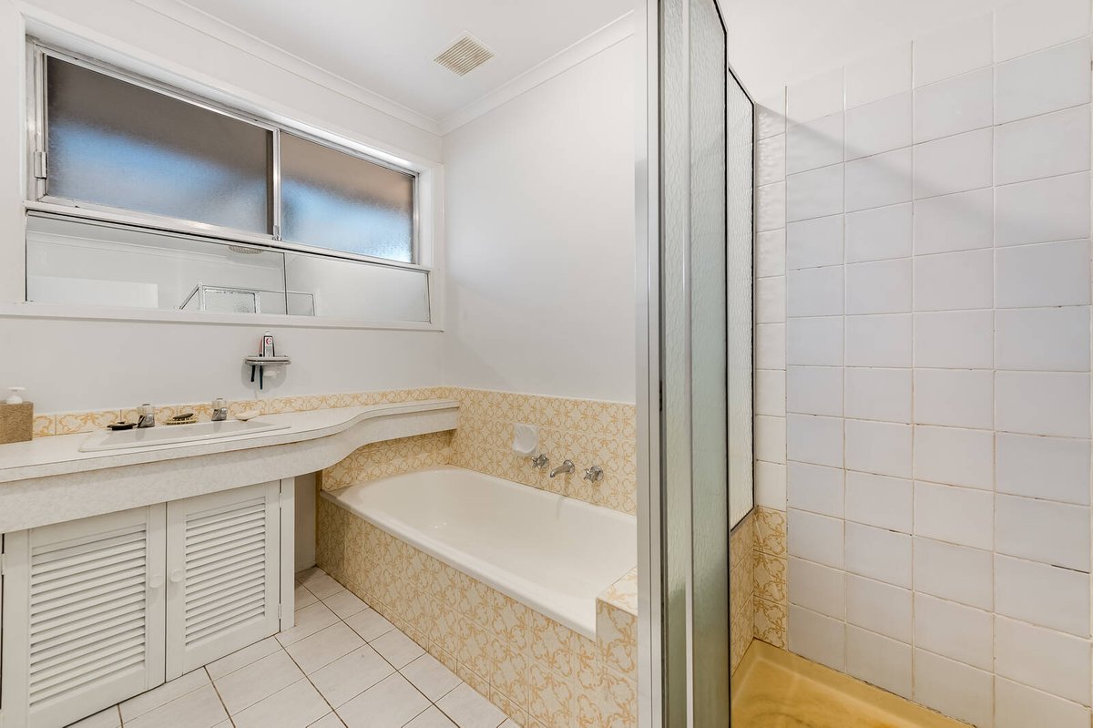 194 Werribee Street North Werribee - Residential for sale