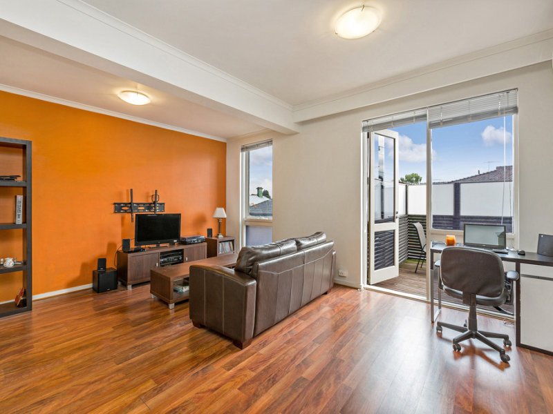 19 / 40 Stephen Street YARRAVILLE - Residential for sale