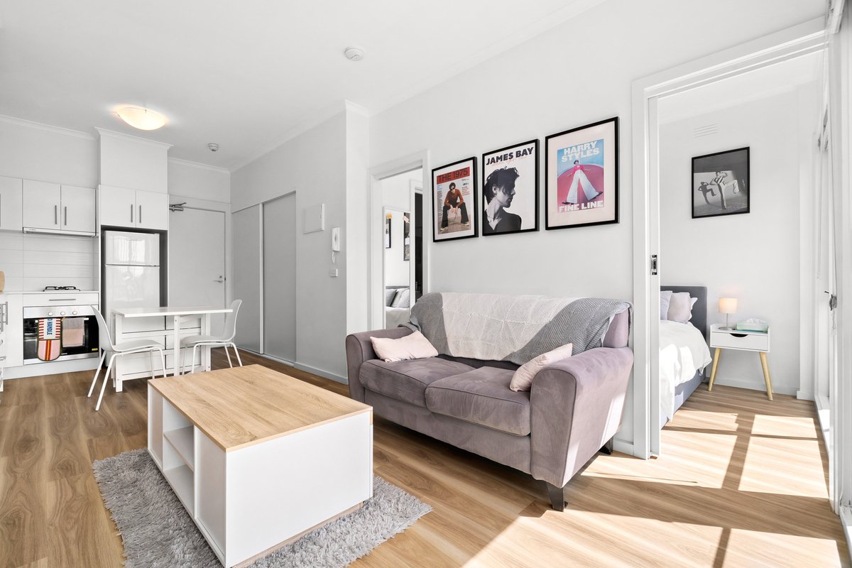19 / 62-72 Bay Road Sandringham - Residential for lease