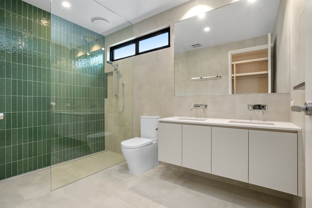 19A Booker Street Street Cheltenham - Residential for lease