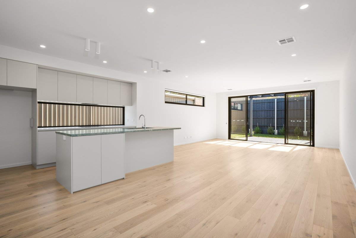 19A Booker Street Street Cheltenham - Residential for lease