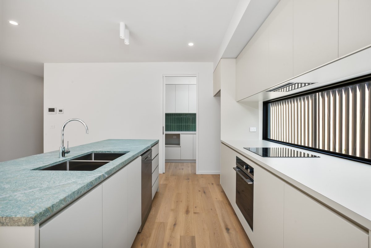 19A Booker Street Street Cheltenham - Residential for lease