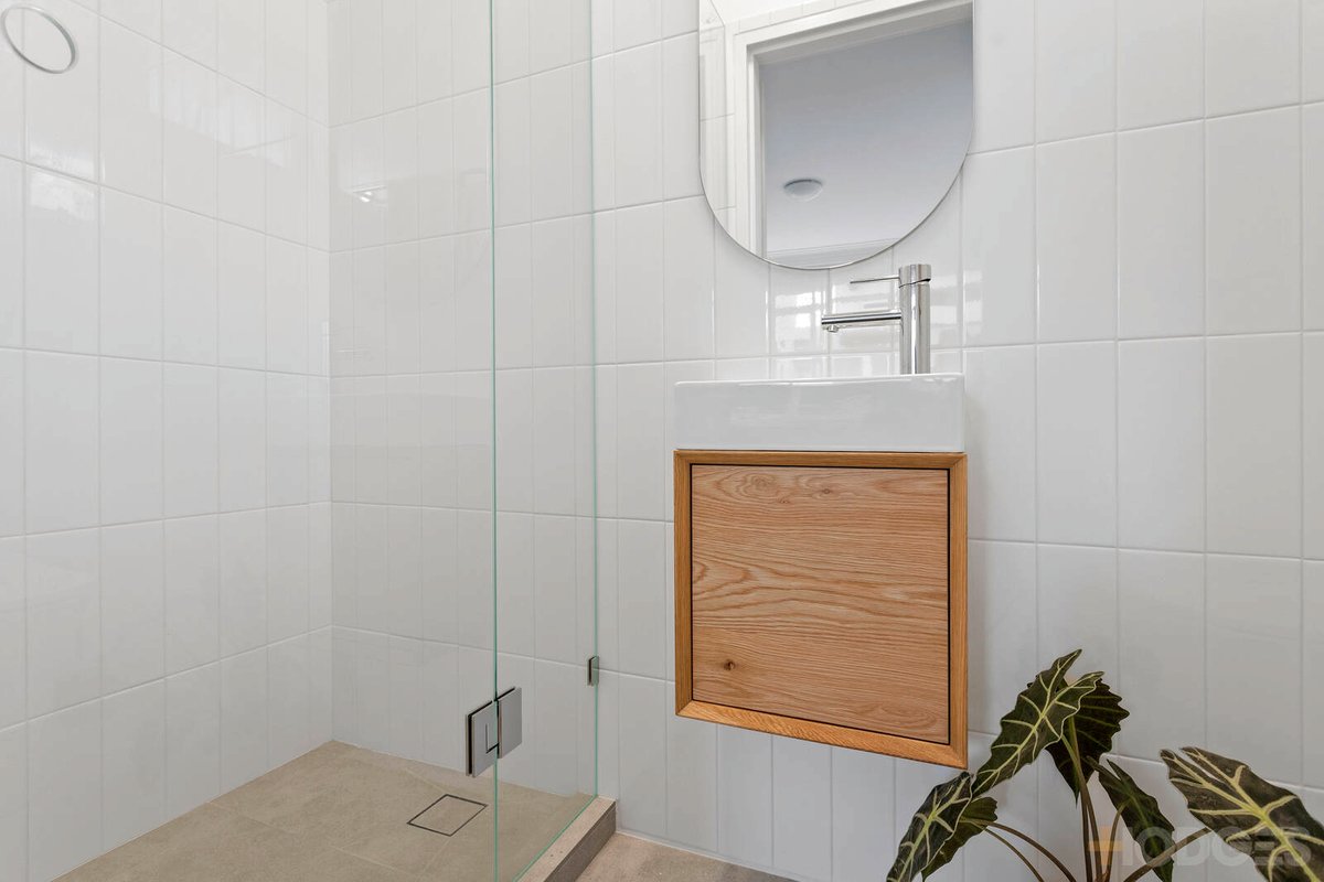1C Bridge Street Hampton - Residential for sale
