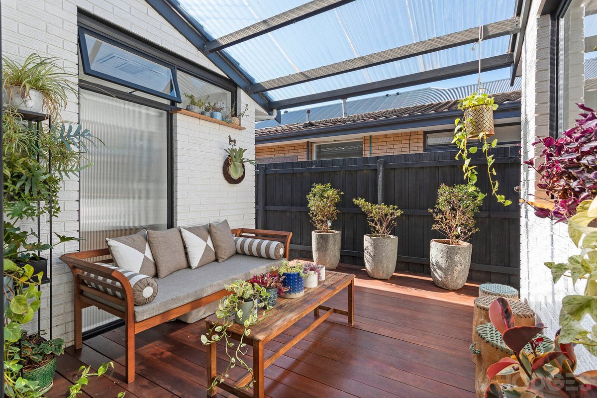 1C Bridge Street Hampton - Residential for sale