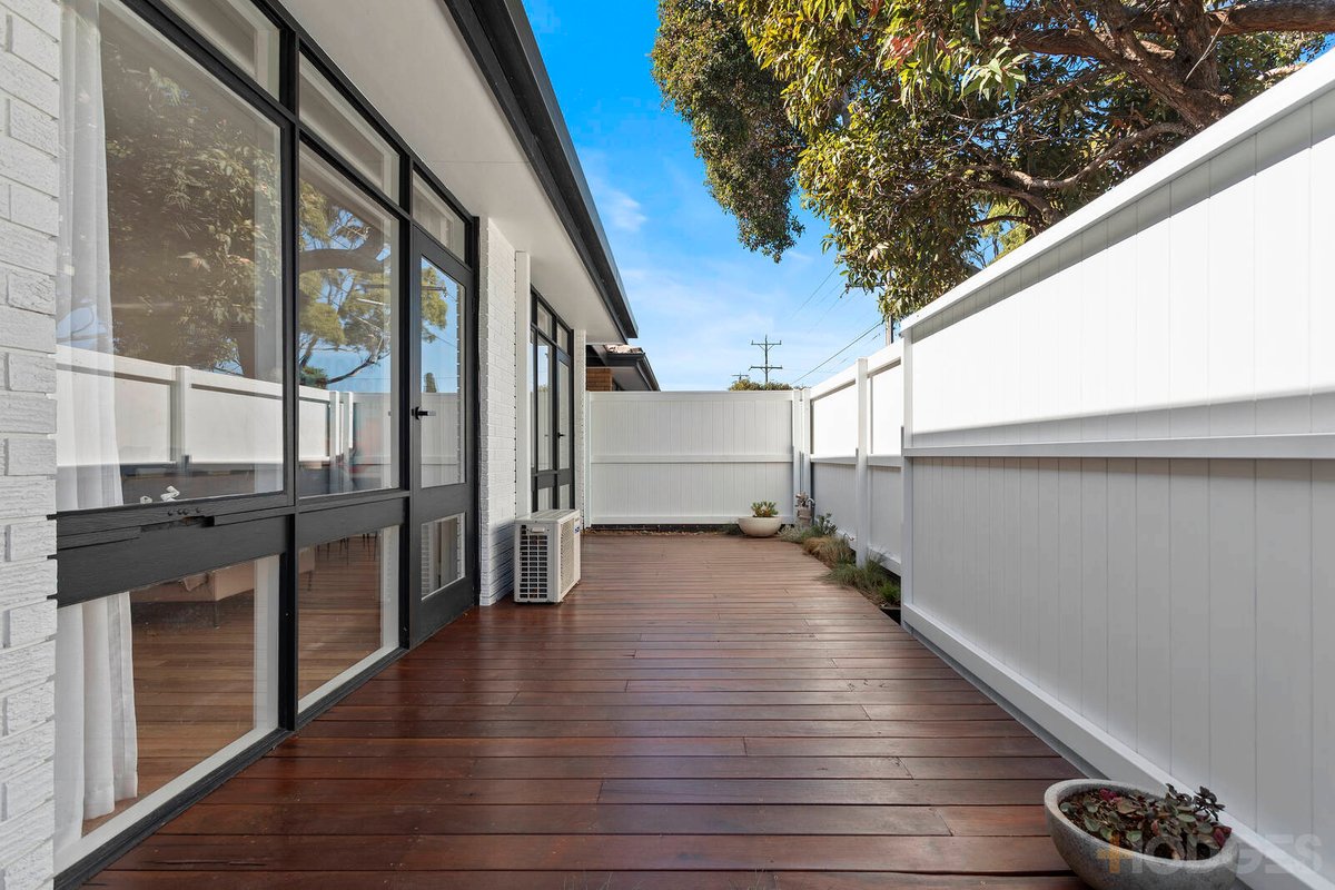 1C Bridge Street Hampton - Residential for sale