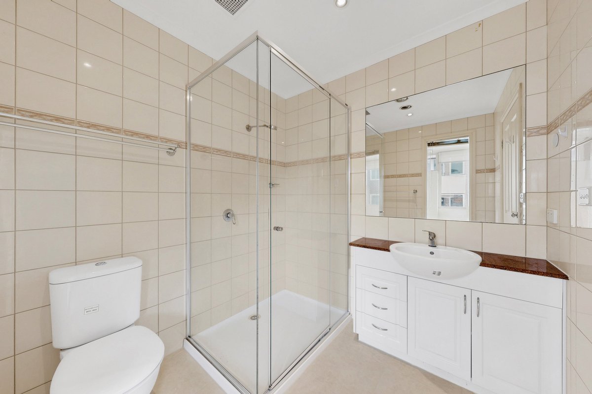 1 / K8 High Street PRAHRAN - Residential for lease