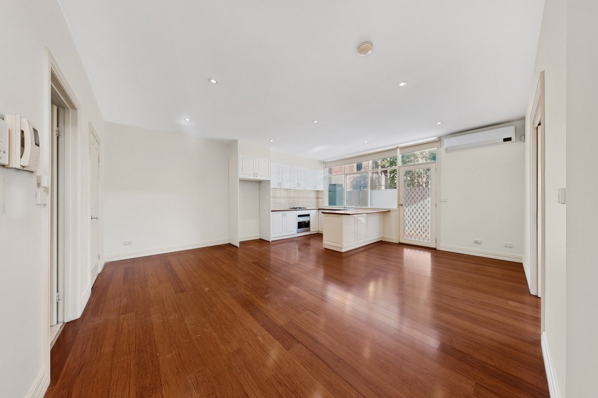 1 / K8 High Street PRAHRAN - Residential for lease