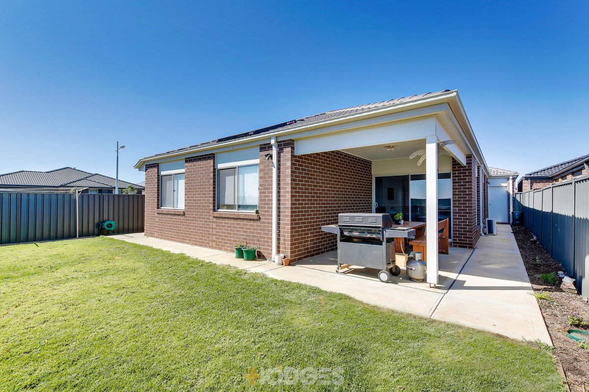 2 Abbeygate Drive Werribee - Residential for sale