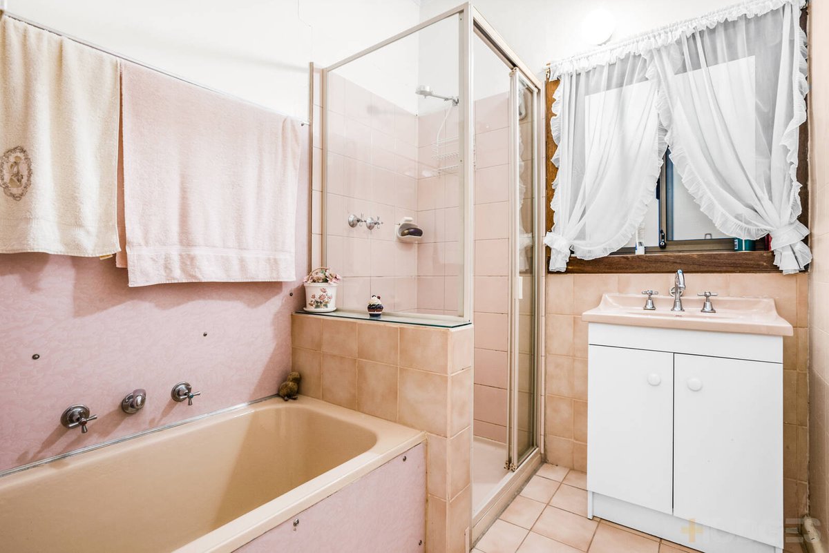 2 Bruton Avenue Cheltenham - Residential for sale