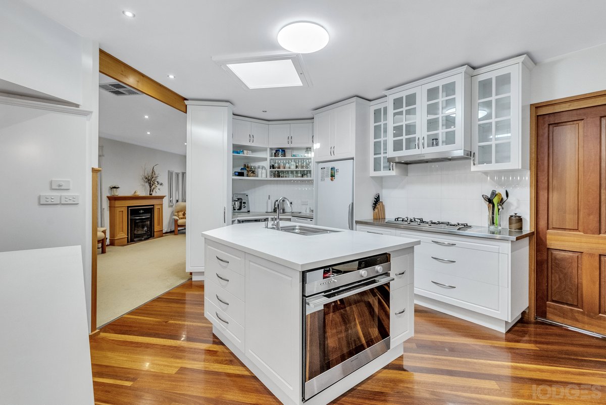 2 Chelsea Street Cheltenham - Residential for sale